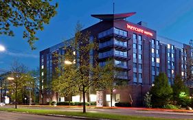 Mercure Hotel Hamburg am Volkspark Exterior photo